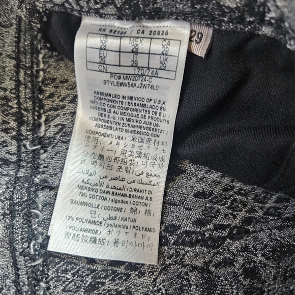Guess Faux Snakeskin Pants Womens 29 Grey Black Skinny Stretchy Curve X Low Rise - Picture 6 of 6
